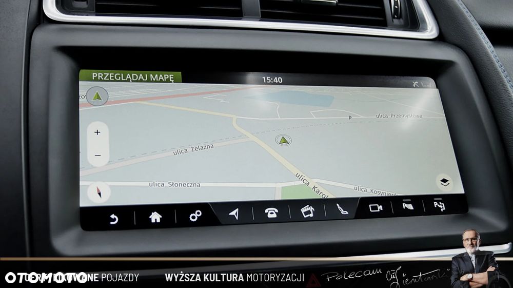 Jaguar E-Pace 2.0 i4P AWD R-Dynamic S - 17