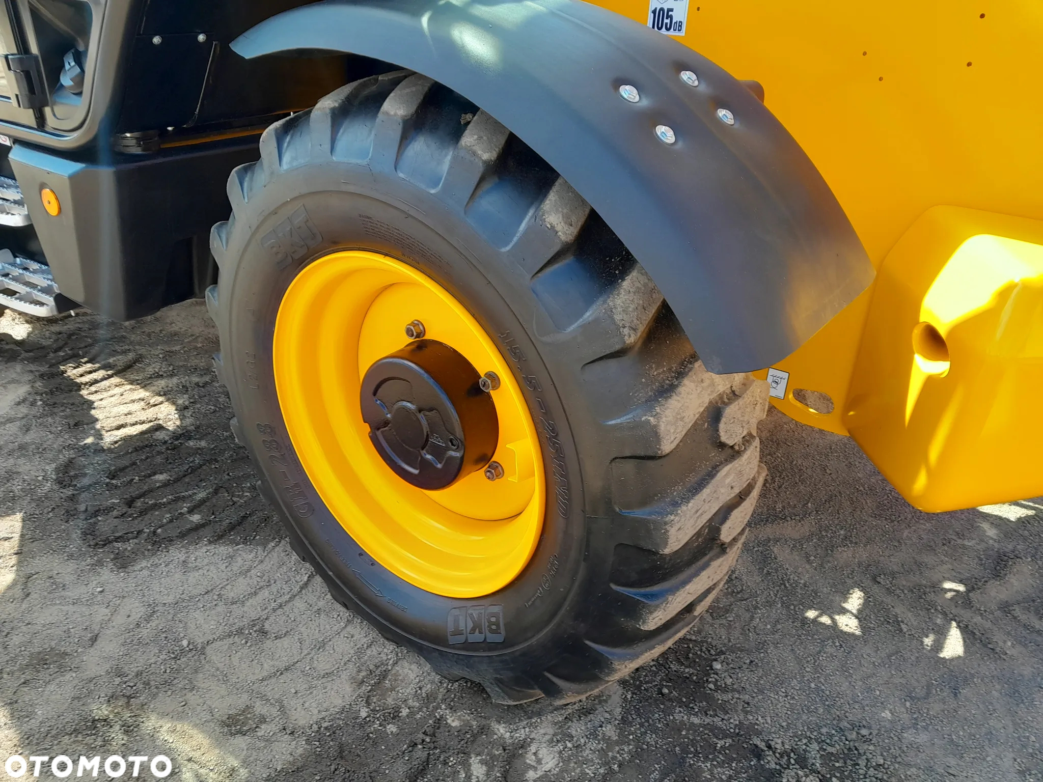 JCB 540-140 - 16