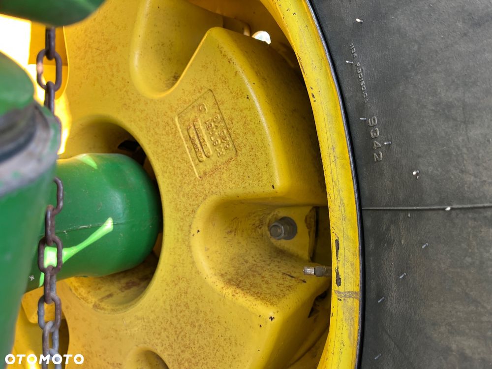 John Deere 8430 - 5