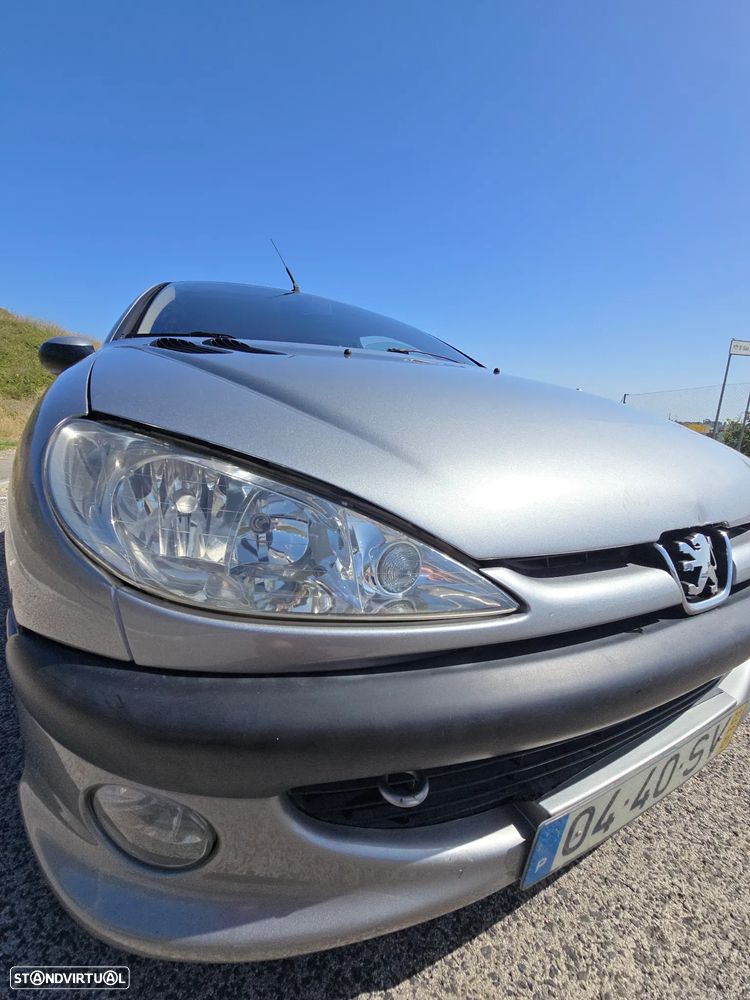 Peugeot 206 1.1 Color Line - 8