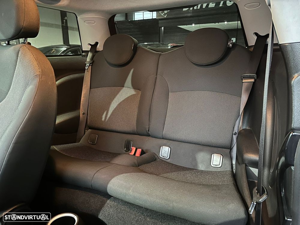 MINI 3 Portas Cooper - 12