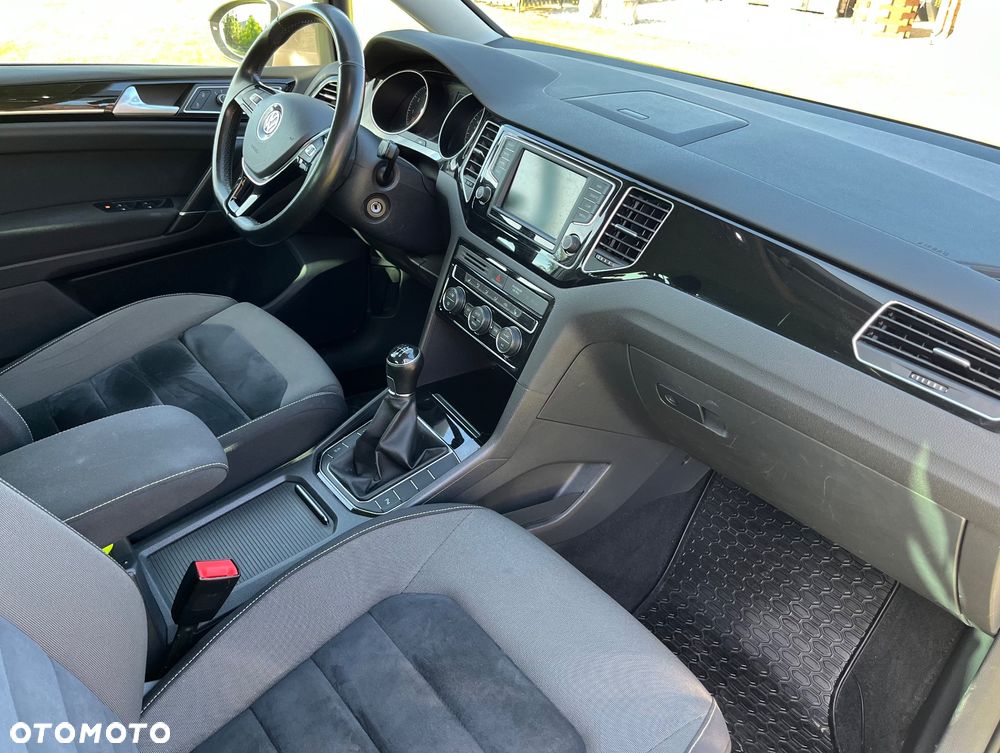 Volkswagen Golf Sportsvan SV 1.4 TSI BMT Highline - 19