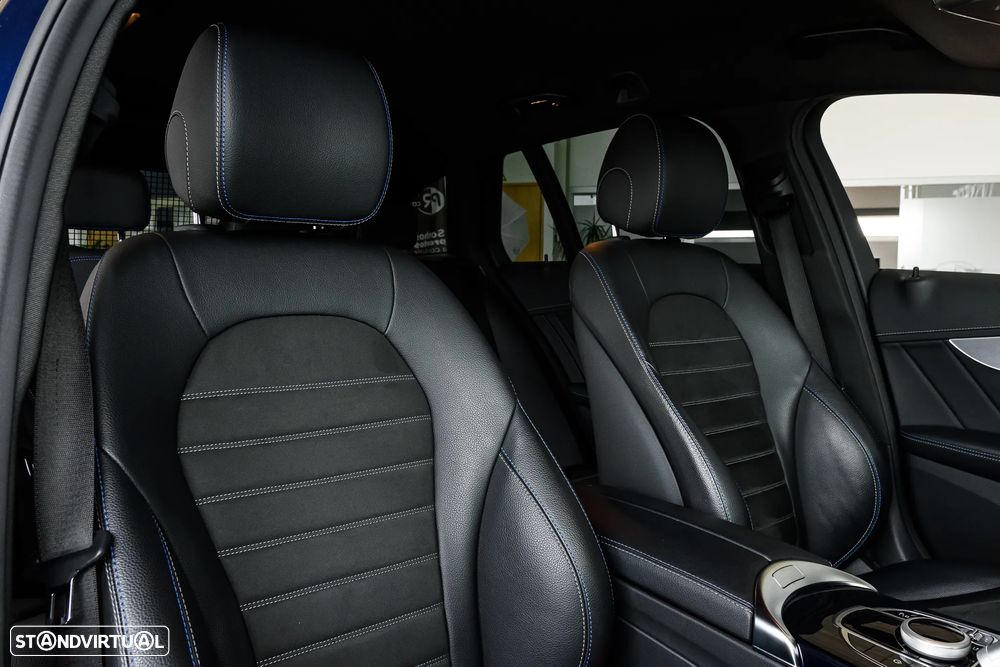 Mercedes-Benz C 300 d AMG Line - 33