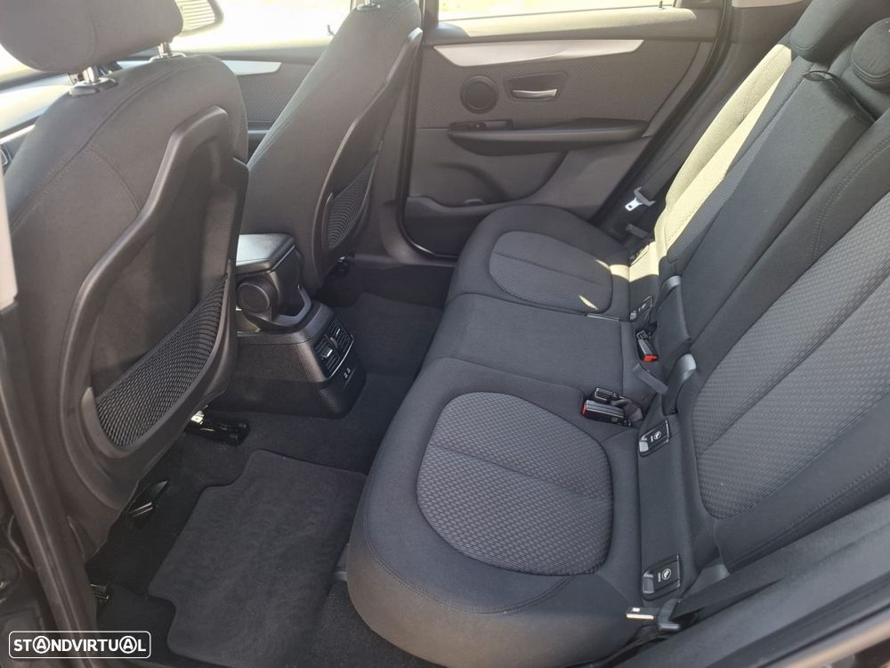 BMW 216 Active Tourer d Advantage Auto - 23