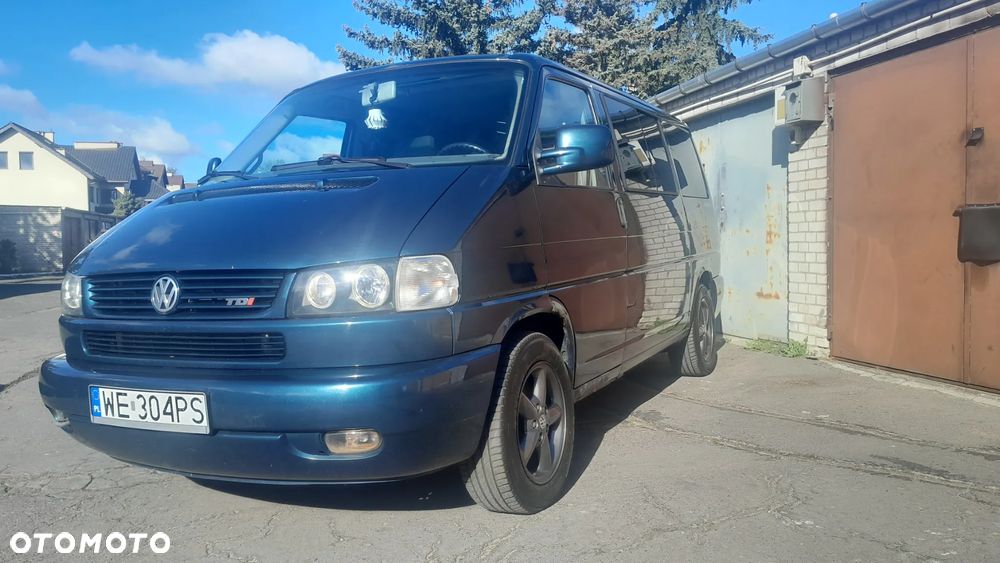 Volkswagen Multivan - 8