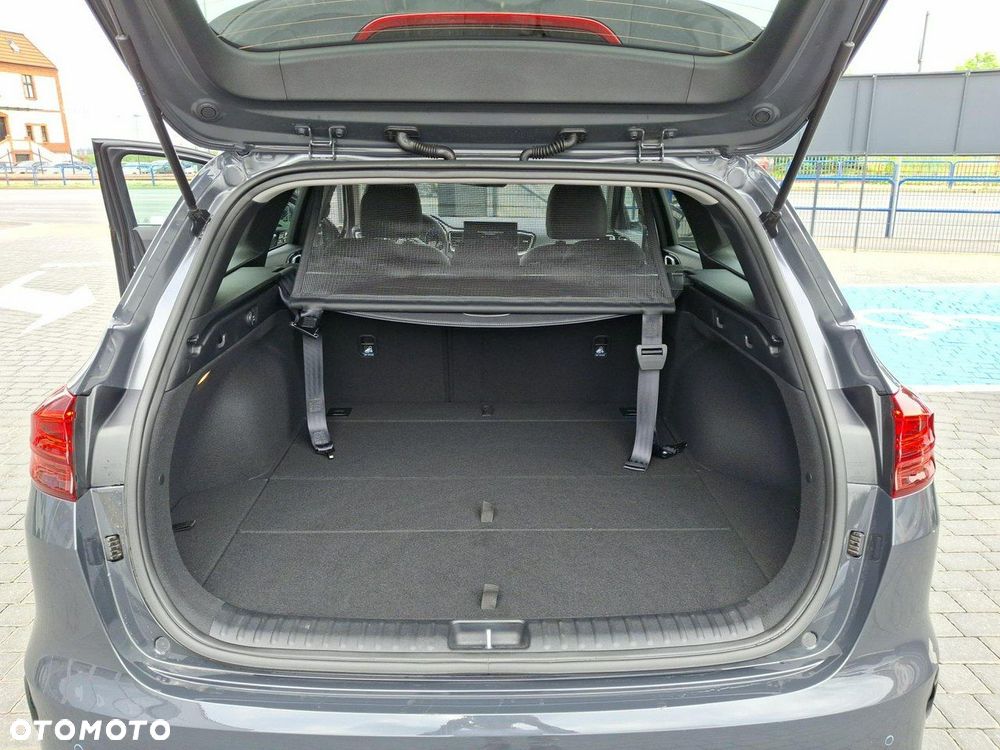 Kia Ceed 1.5 T-GDI Tribute - 17