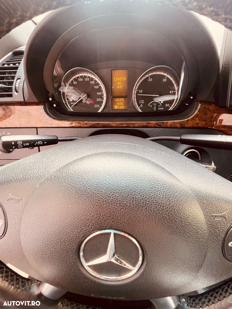 Mercedes-Benz Viano 2.2 CDI DPF lang 4Matic Automatik Ambiente - 6