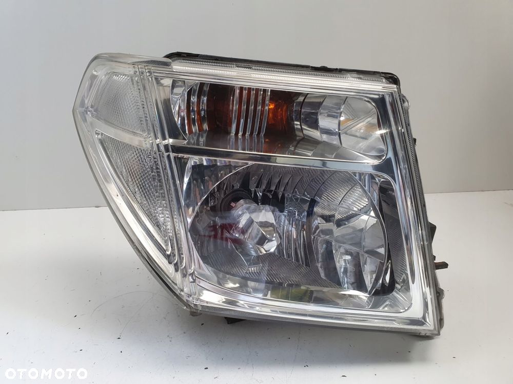 LAMPA PRAWA Nissan Pathfinder R51 Navara D40 III PRZEDNIA PRAWY PRZÓD xenon - 3