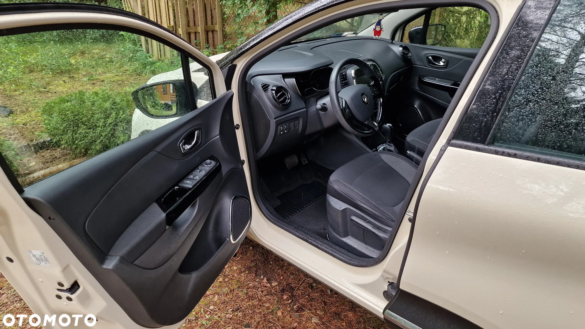Renault Captur 1.2 TCe Intens EDC - 12