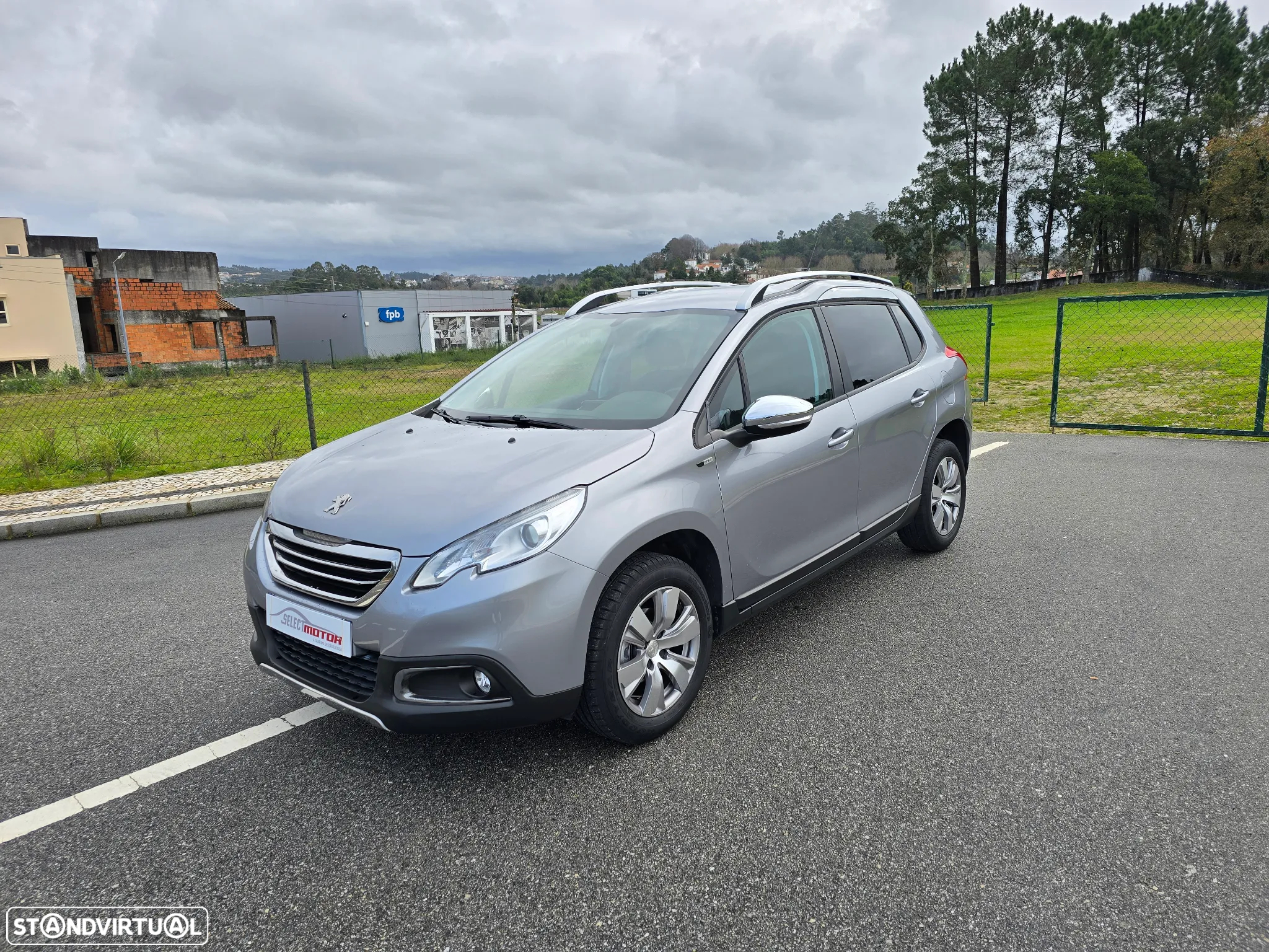 Peugeot 2008 1.2 PureTech Style - 5