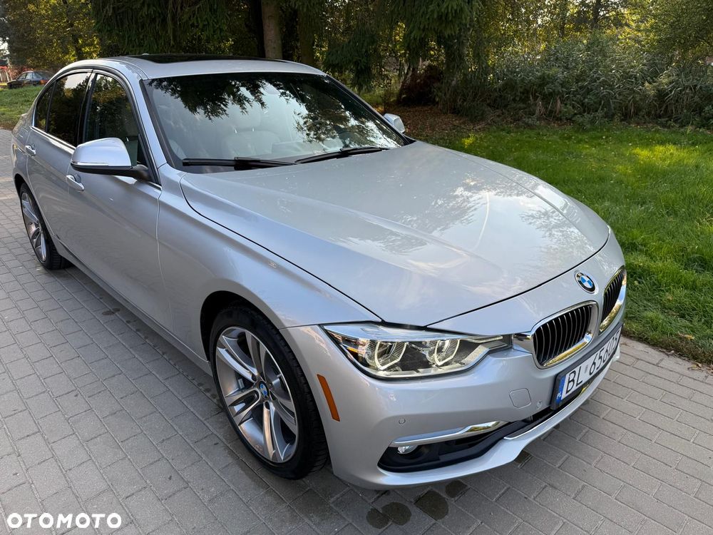 BMW Seria 3 330i - 14