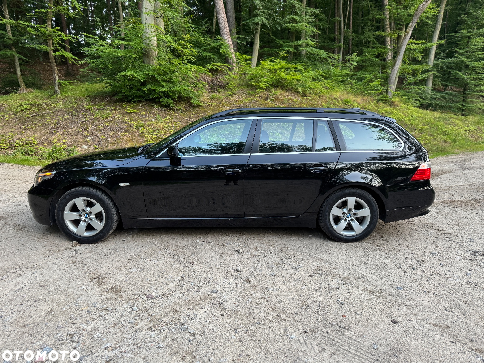 BMW Seria 5 520d - 13