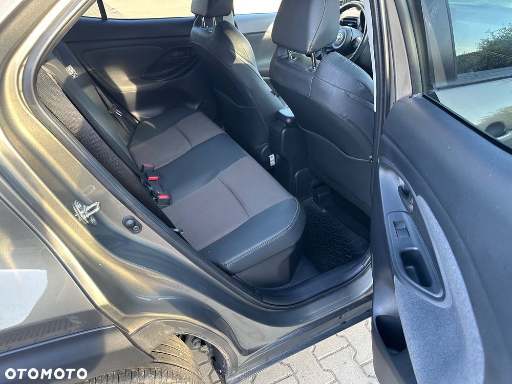 Toyota Yaris Cross Hybrid 1.5 Executive - 10