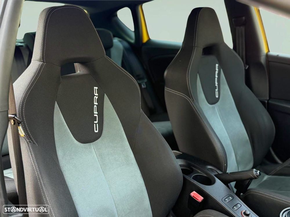 SEAT Leon 2.0 TSI Cupra R - 7