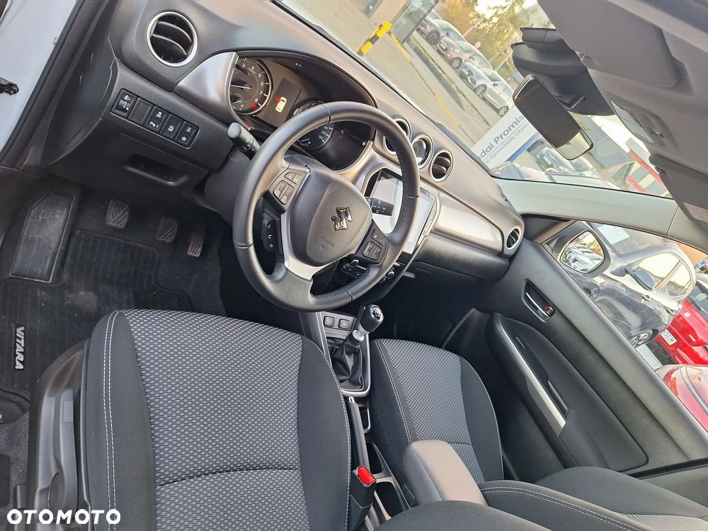 Suzuki Vitara 1.4 Boosterjet Premium 2WD - 9