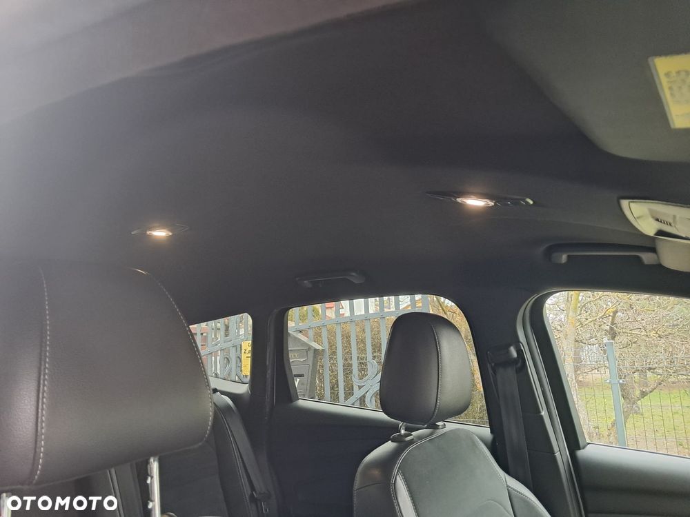 Ford Kuga 2.0 TDCi 4x2 ST-Line - 14