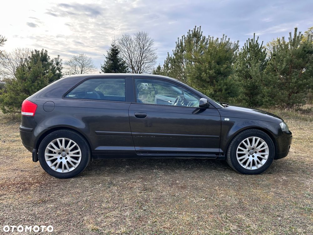 Audi A3 3-drzwiowe 1.9 TDI DPF e - 1