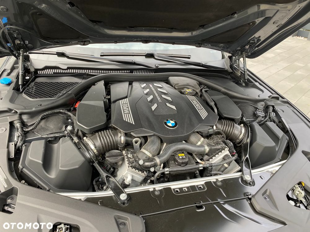 BMW Seria 8 M850i xDrive Gran Coupe - 32