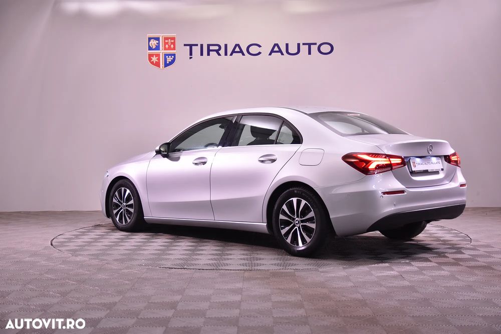 Mercedes-Benz A 180 d Sedan 8G-DCT - 3