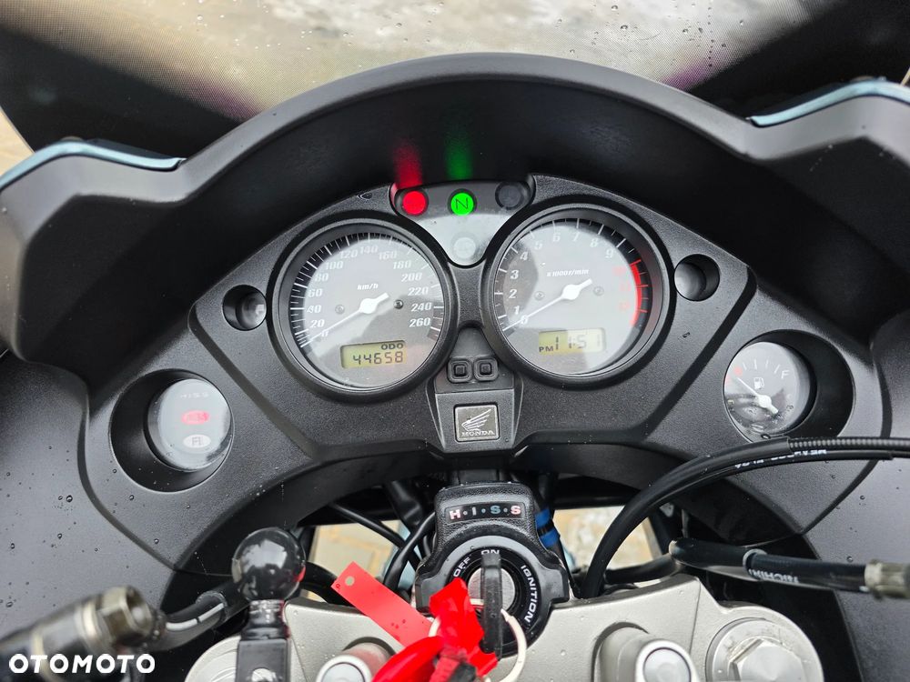 Honda CBF - 16