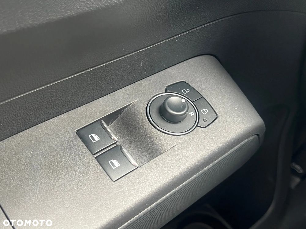 Ford Transit Courier BEV Trend - 14