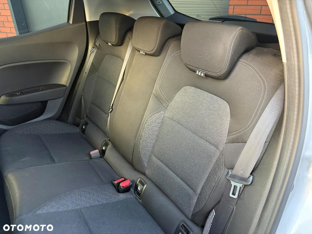 Renault Clio E-TECH 140 INTENS - 13