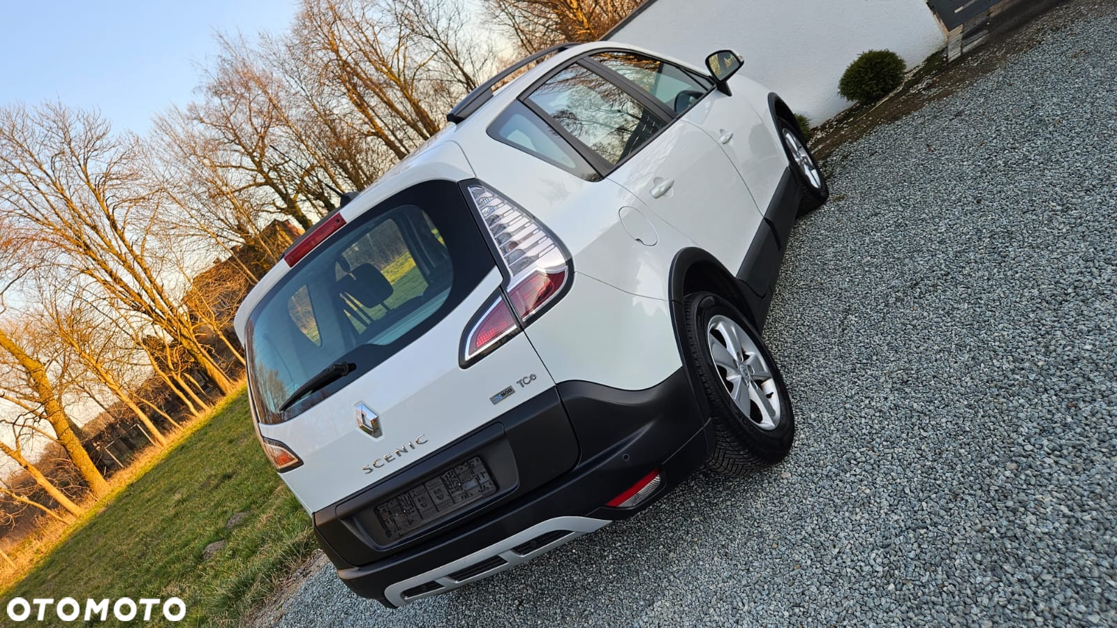 Renault Scenic ENERGY TCe 115 S&S Xmod Paris - 23