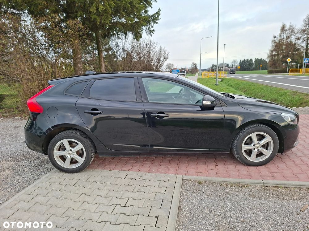 Volvo V40 D2 - 2