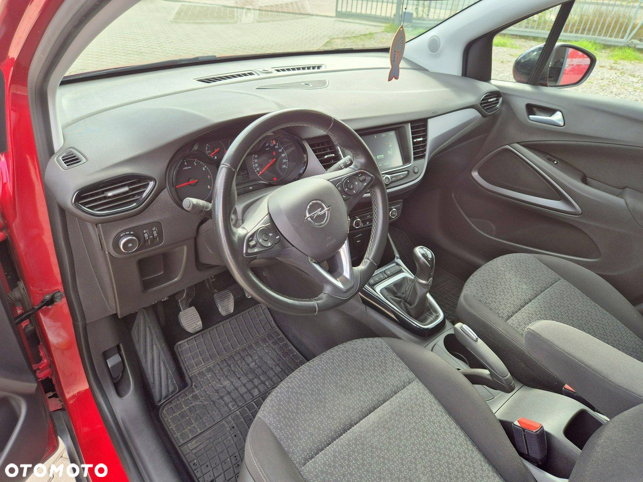 Opel Crossland - 12