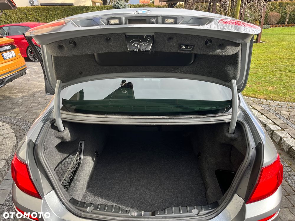 BMW Seria 5 520d xDrive - 3