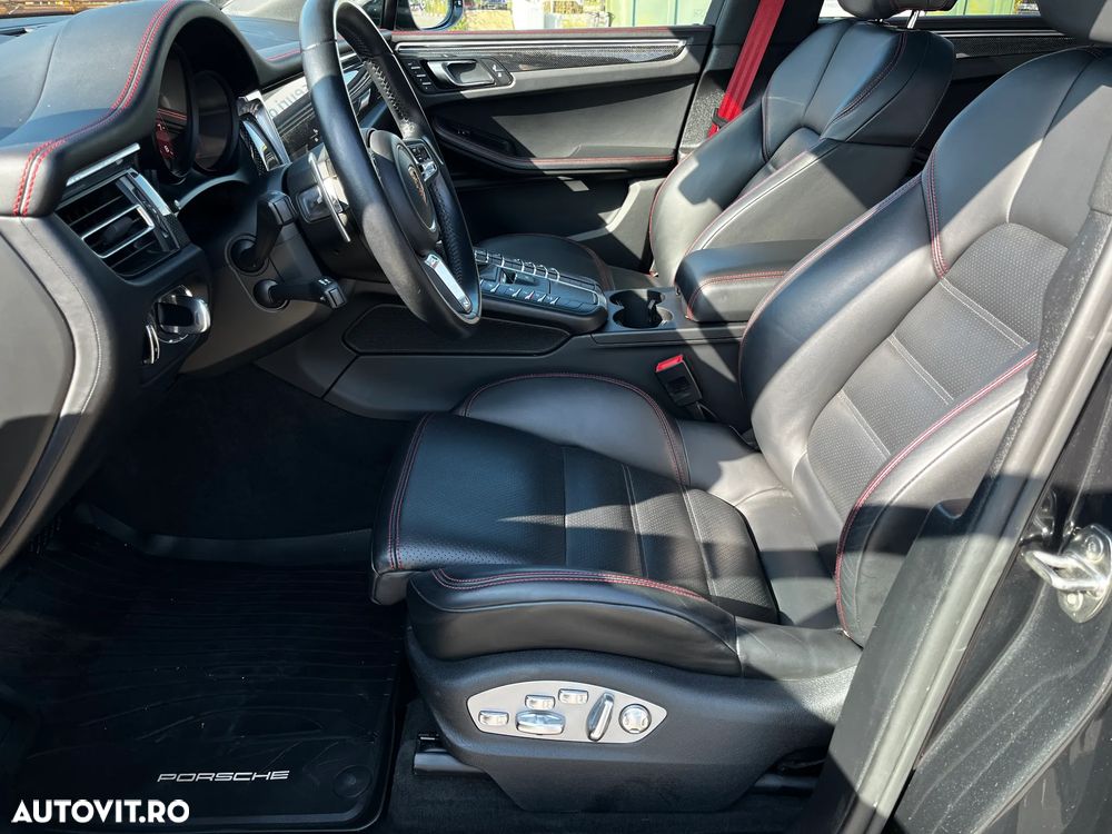 Porsche Macan - 11