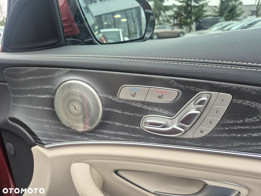 Mercedes-Benz Klasa E 220 d 4-Matic AMG - 31