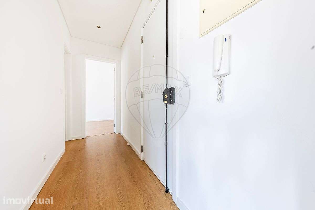 Apartamento T1 para arrendamento - Grande imagem: 3/16