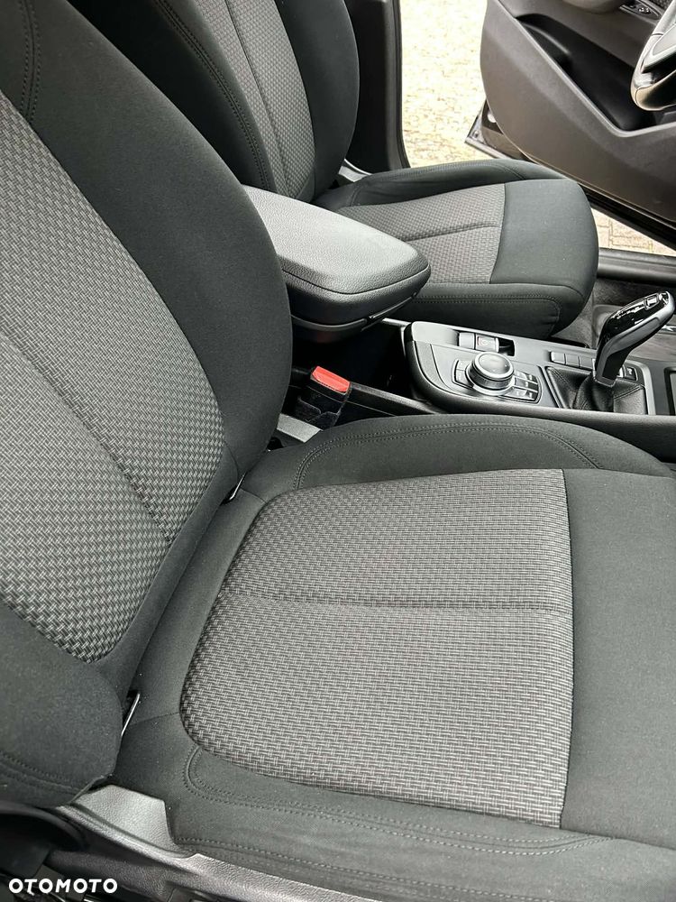 BMW X1 sDrive18i - 6