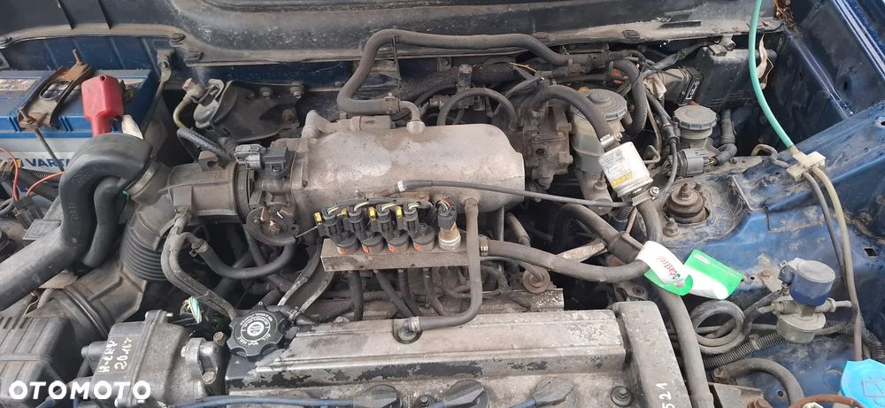 Honda CR-V 4X4  B/G na części - 22