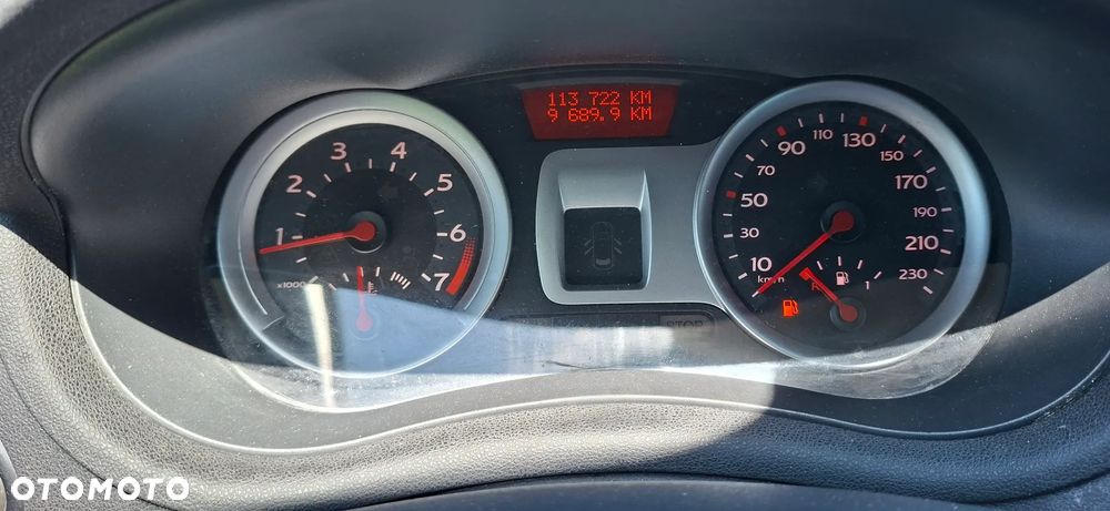 Renault Clio 1.6 16V Expression - 11