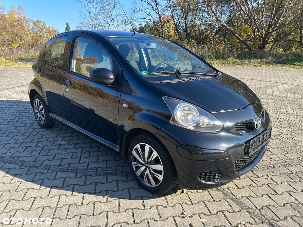 Toyota Aygo 2011 photo 3
