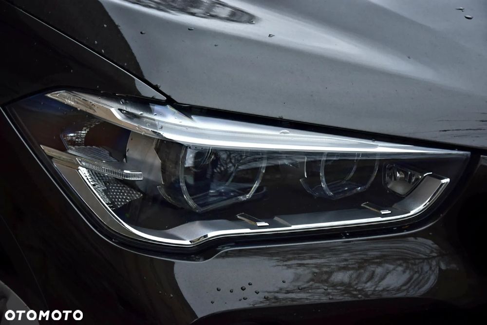 BMW X1 sDrive18d M Sport - 33