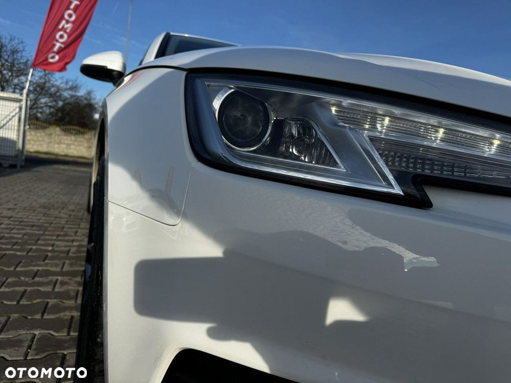 Audi A4 Avant 2.0 TDI S tronic - 9