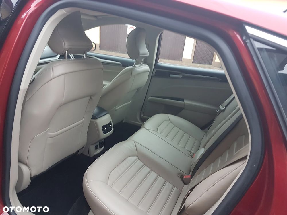 Ford Fusion - 6