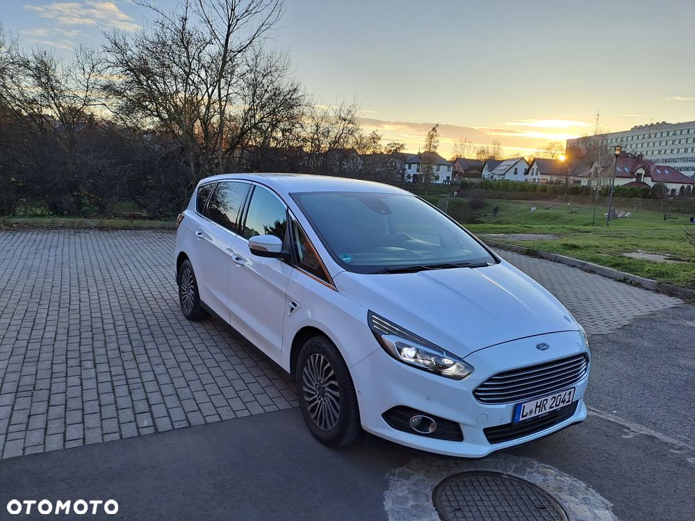 Ford S-Max 2.0 EcoBlue Titanium - 4