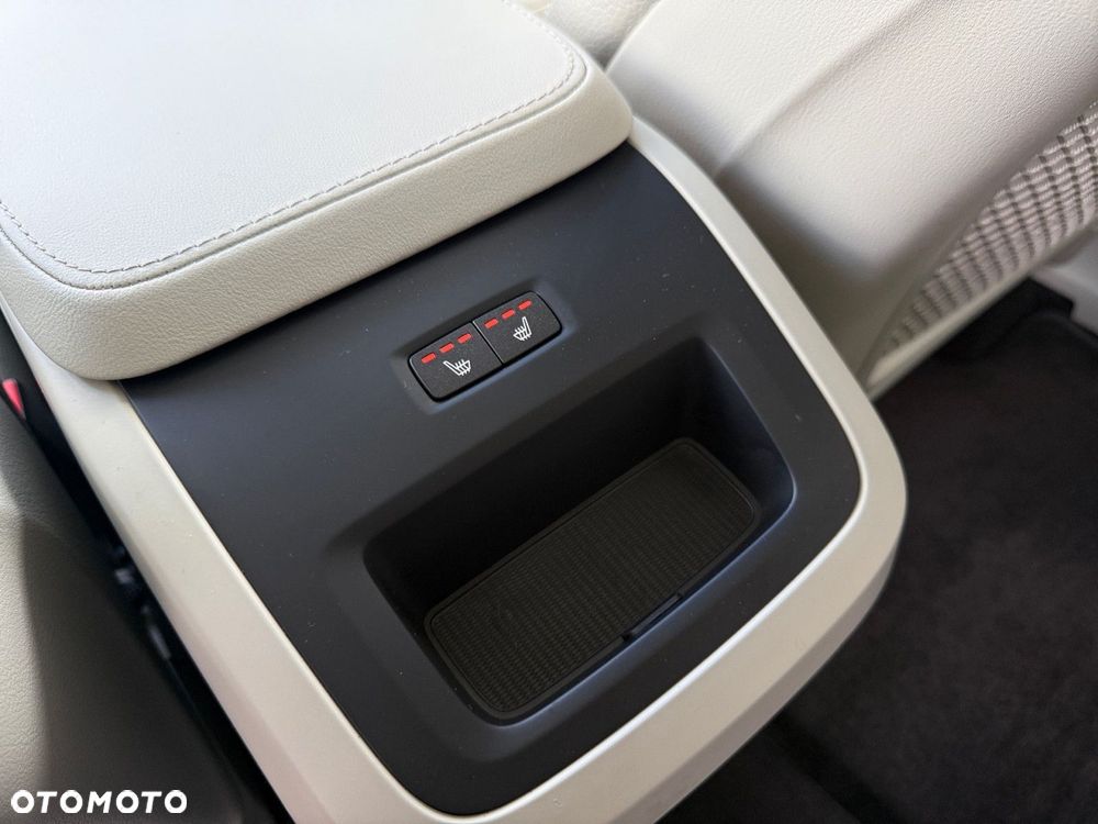 Volvo XC 90 - 15