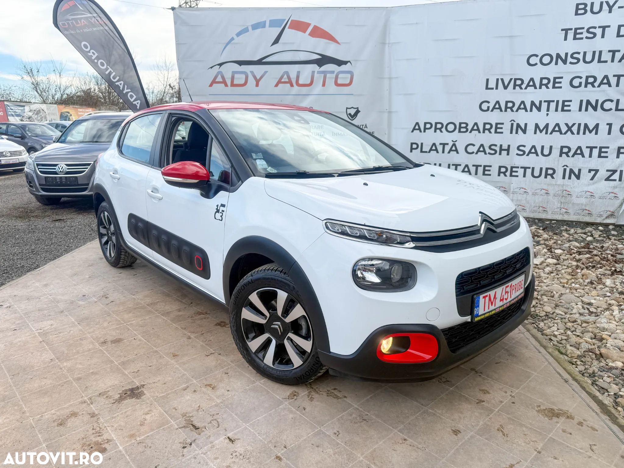 Citroën C3 1.2 PureTech BVM Shine - 3
