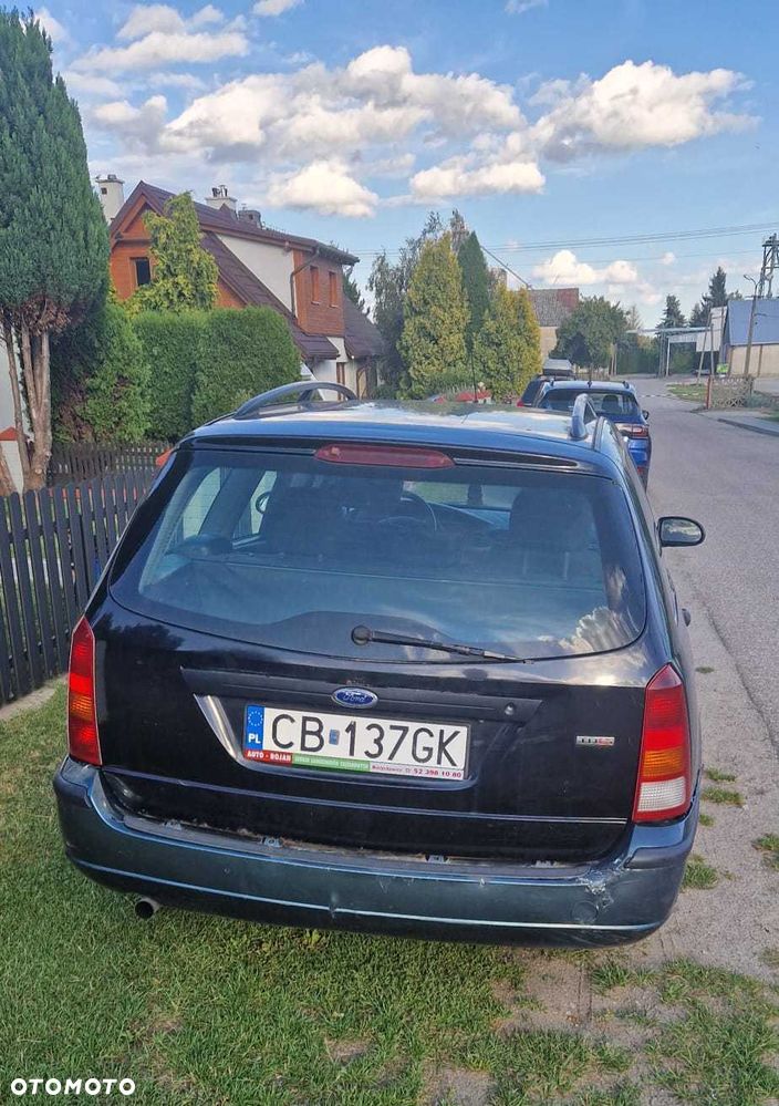 Ford Focus SW - 3