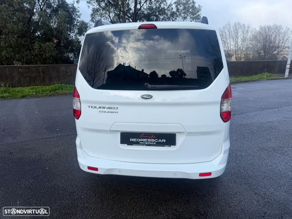 Ford Tourneo Courier 1.0 EcoBoost Titanium - 5