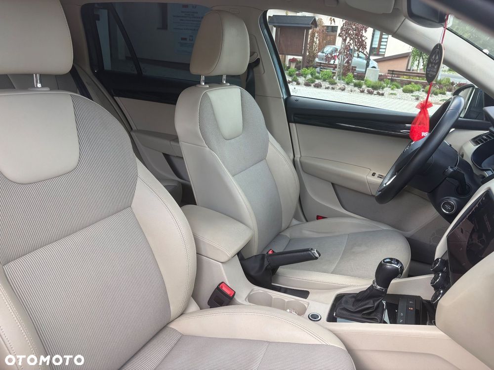 Skoda Octavia 2.0 TDI Style DSG - 13