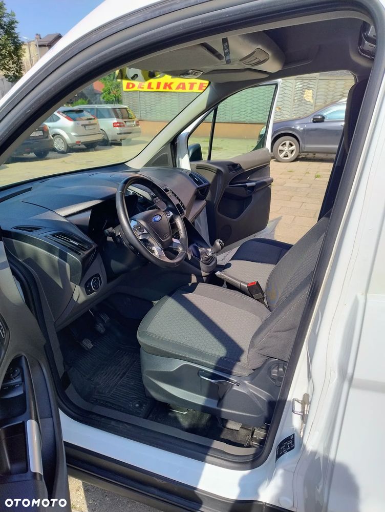 Ford Transit Connect - 9