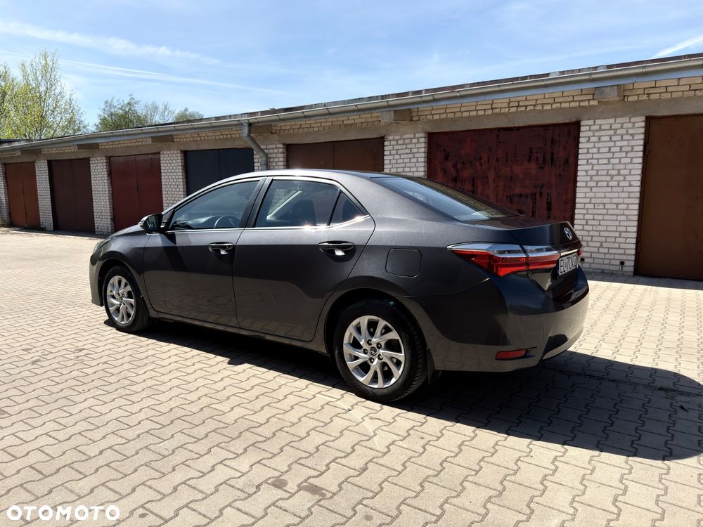 Toyota Corolla 1.6 Premium - 5