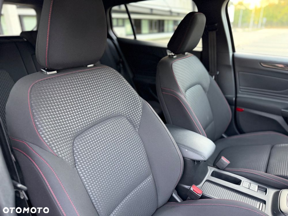 Ford Focus 1.0 EcoBoost Hybrid ST-LINE X - 21