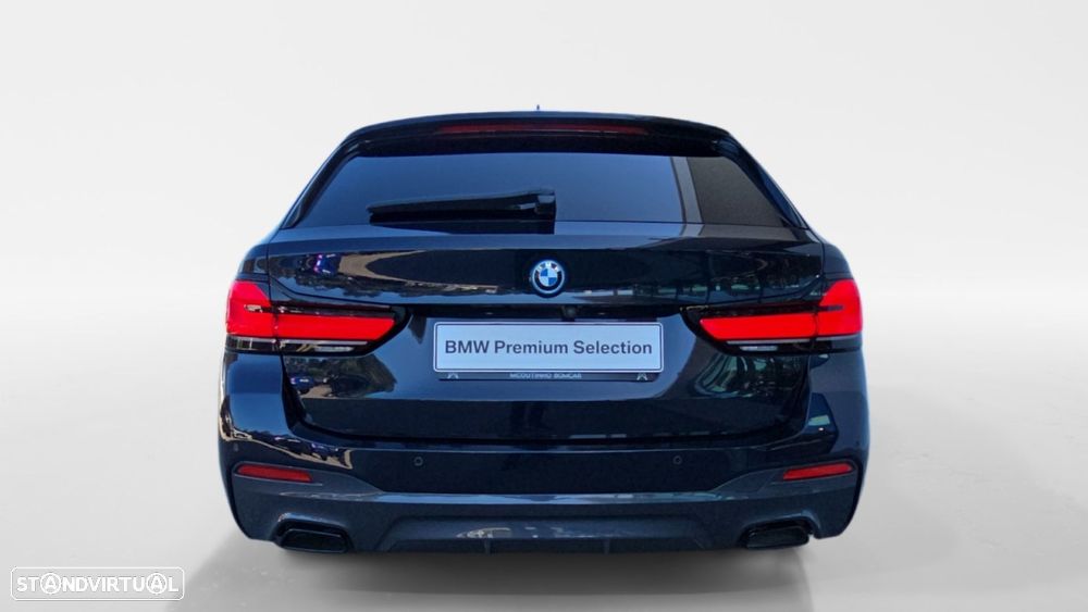BMW 530 e Pack Desportivo M - 8